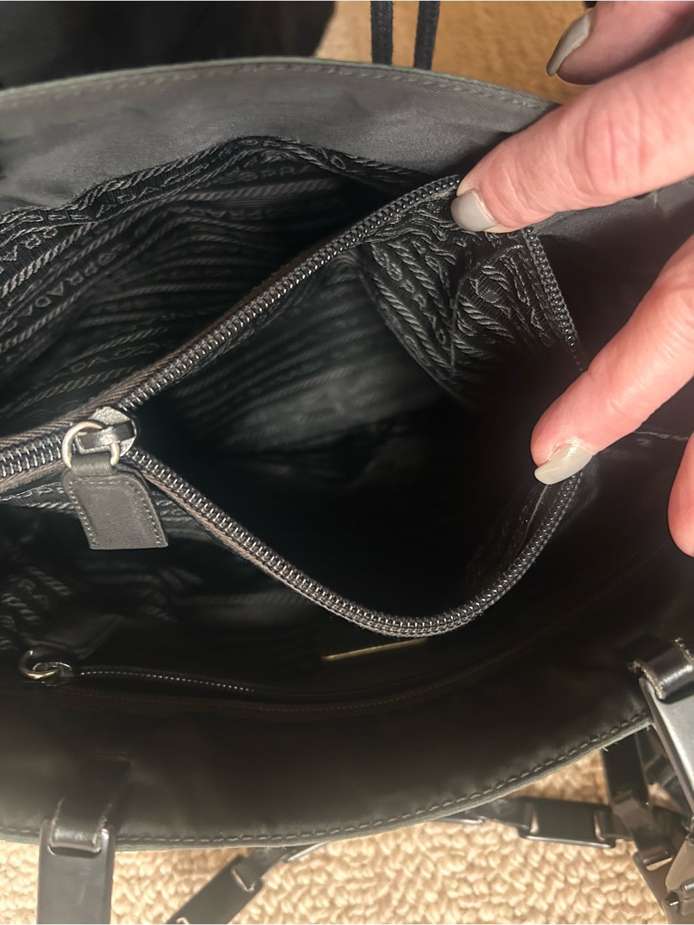 PRADA Shoulder Bag in Dark Green with Chain Strap - Picture 10 of 10